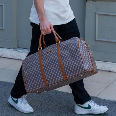 David Jones Kadin El Valizi